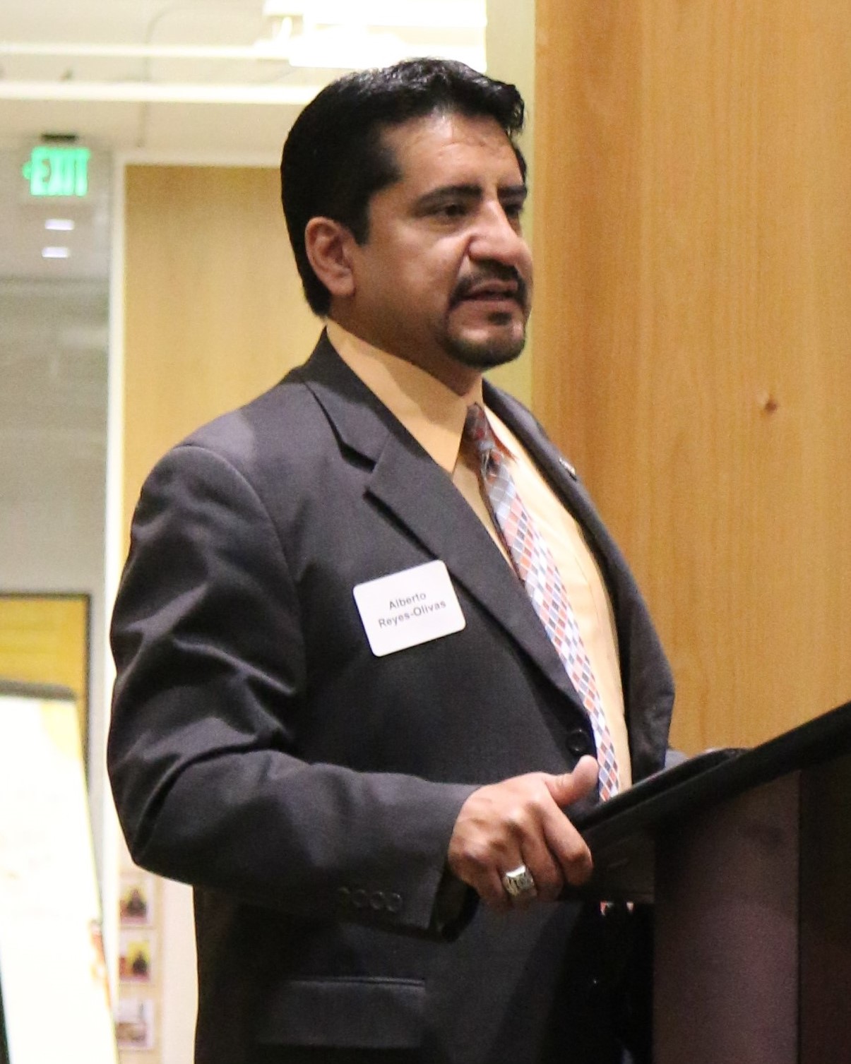 Alberto Olivas, Congressman Ed Pastor Center for Politics and Public Policy, Watts College, Arizona State University