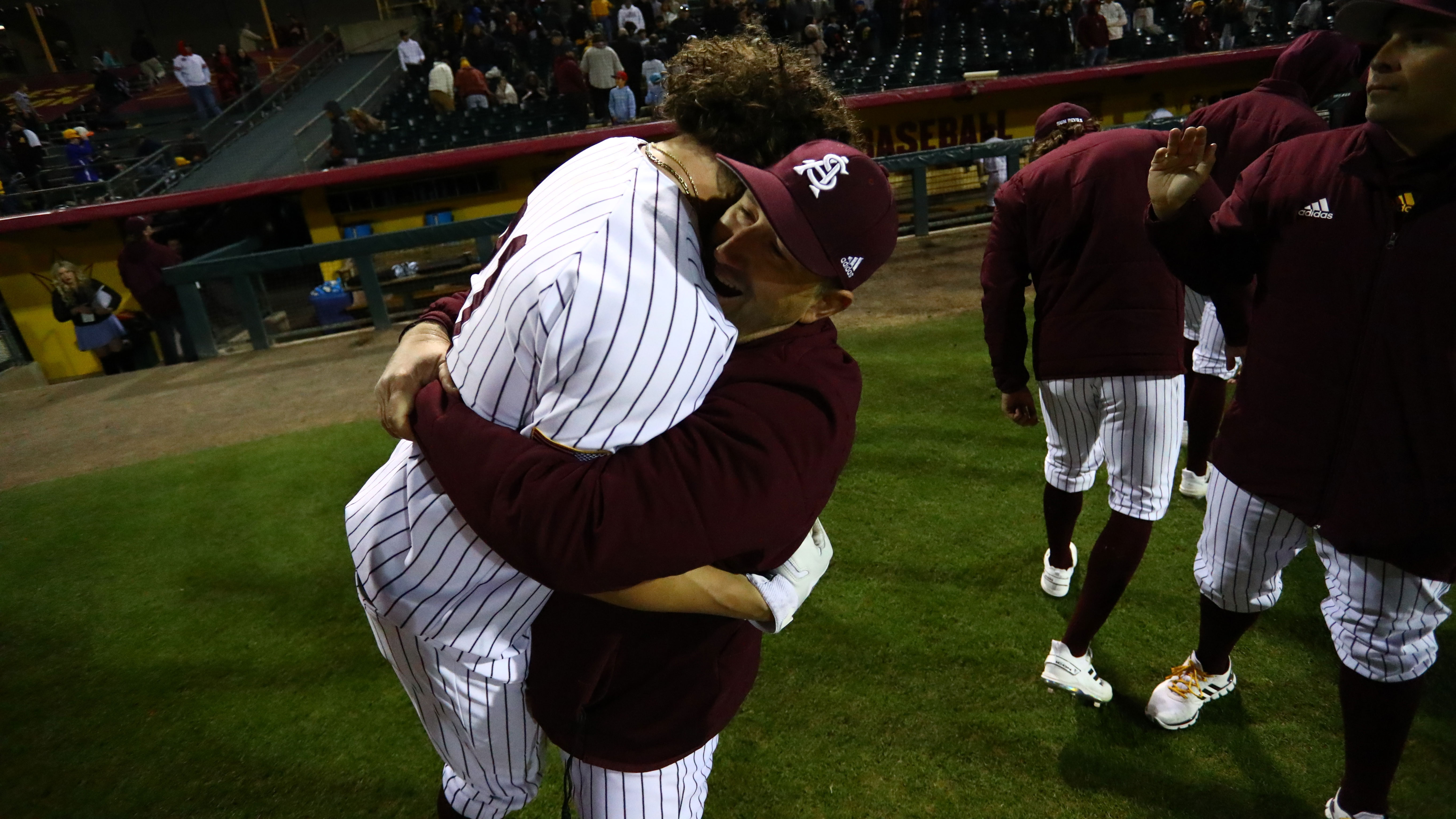 Milwaukee baseball coach named national Little League coach of the