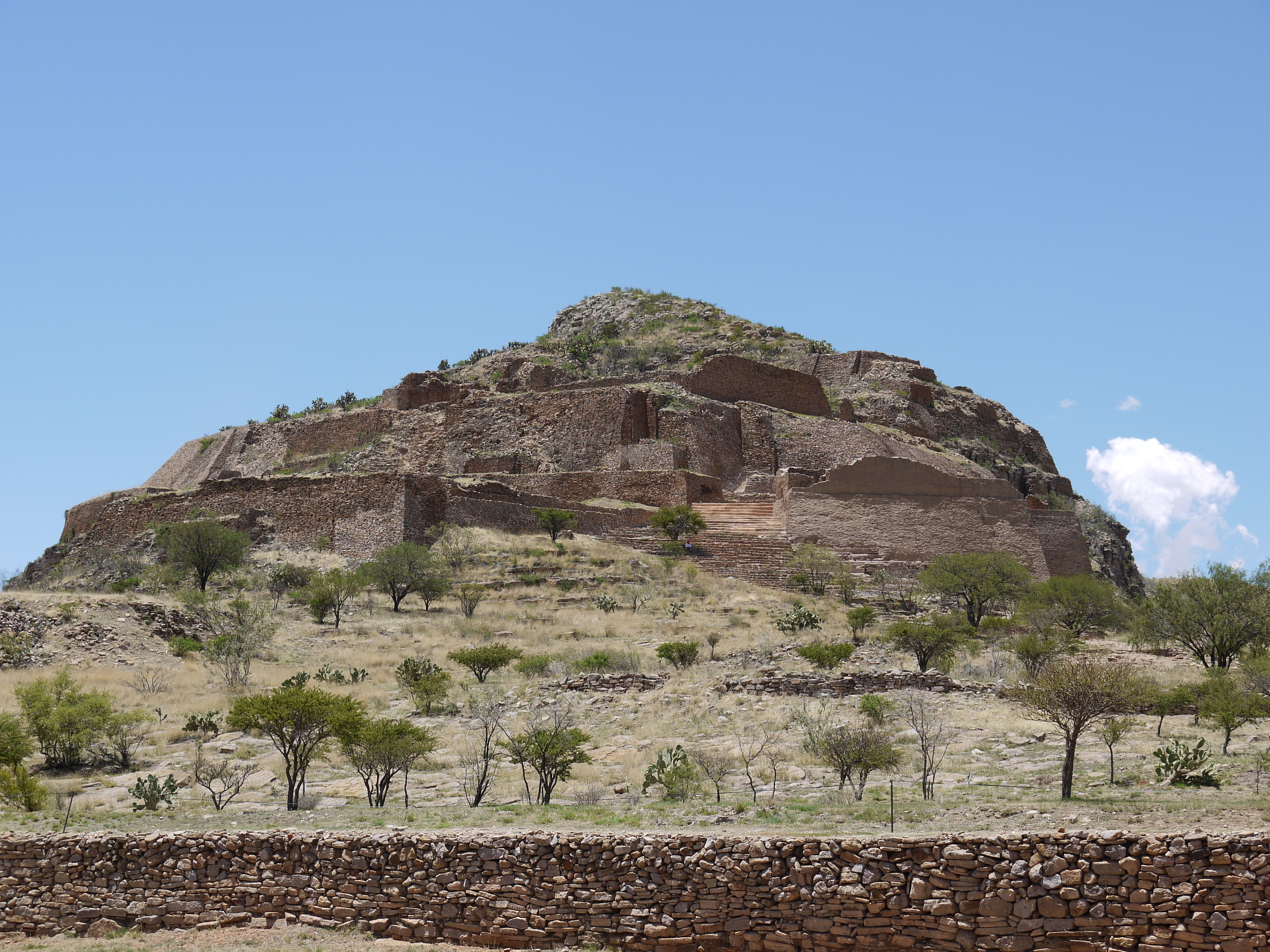 photo of La Quemada archaeological site