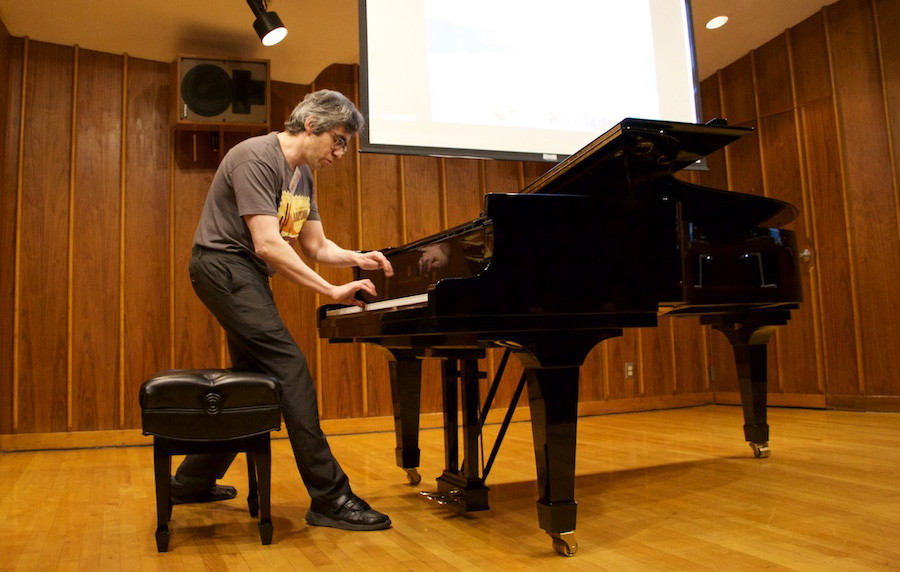 Harvard math professor Noam Elkies giving a talk about music.