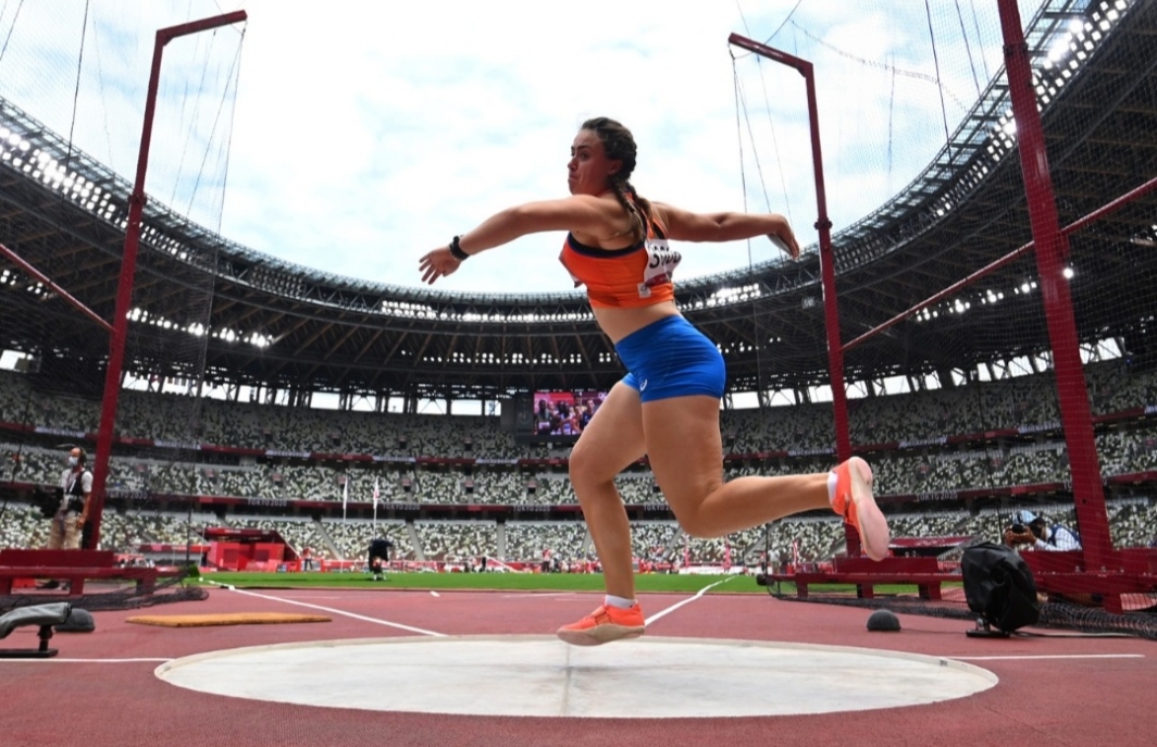 woman throwing a discus