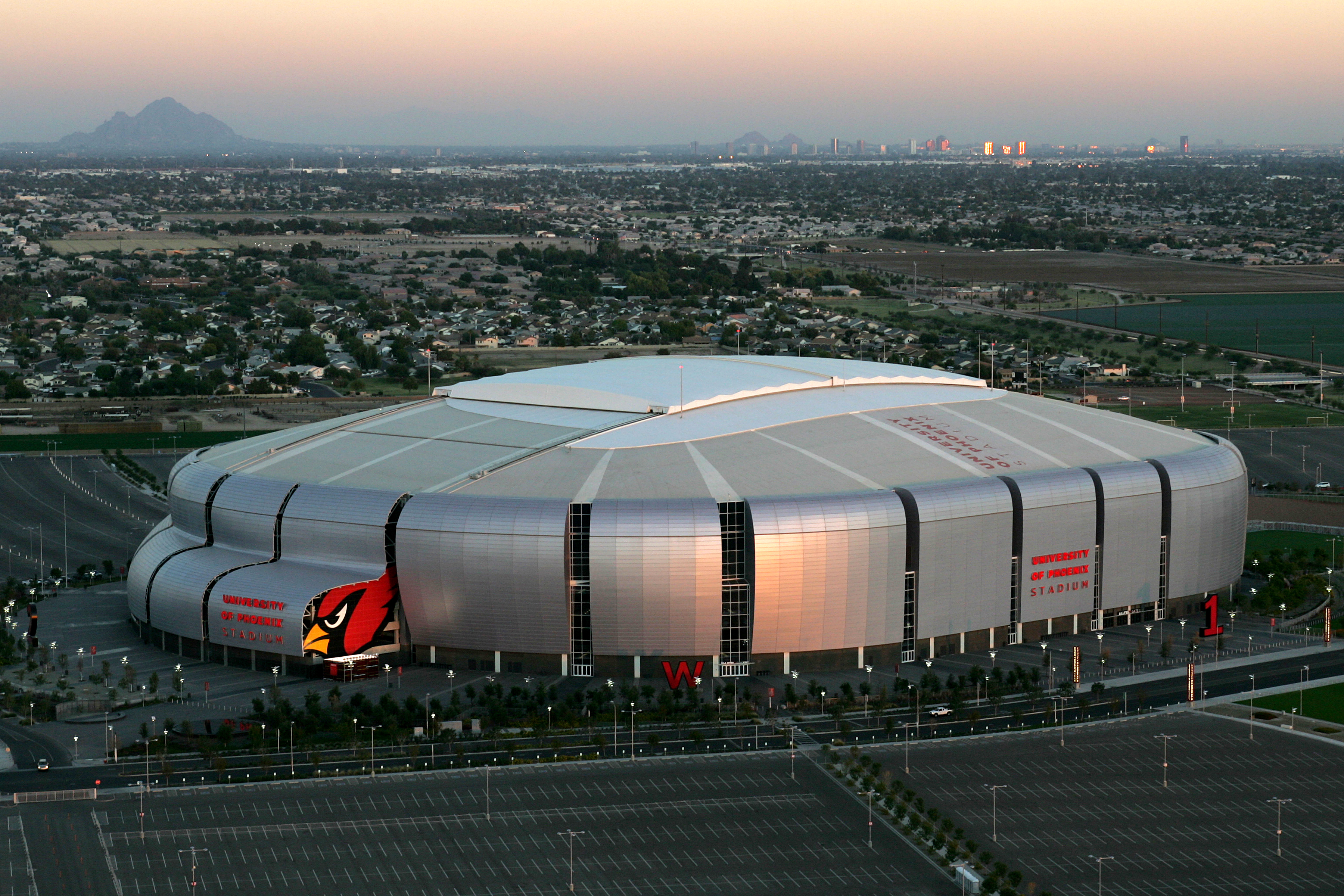 State stadium. Стадион университета Финикса. Глендейл Аризона. State Farm Stadium, Glendale, Arizona, 2006. Стадион Аризона университет.