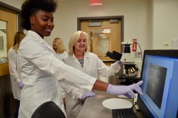 Workforce Inclusion in Neuroscience through Undergraduate Research Experience