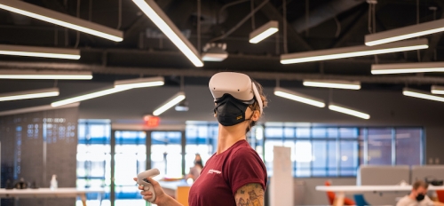 ASU student at the Immersive Creation Studio in Creativity Commons, powered by Verizon 5G. 