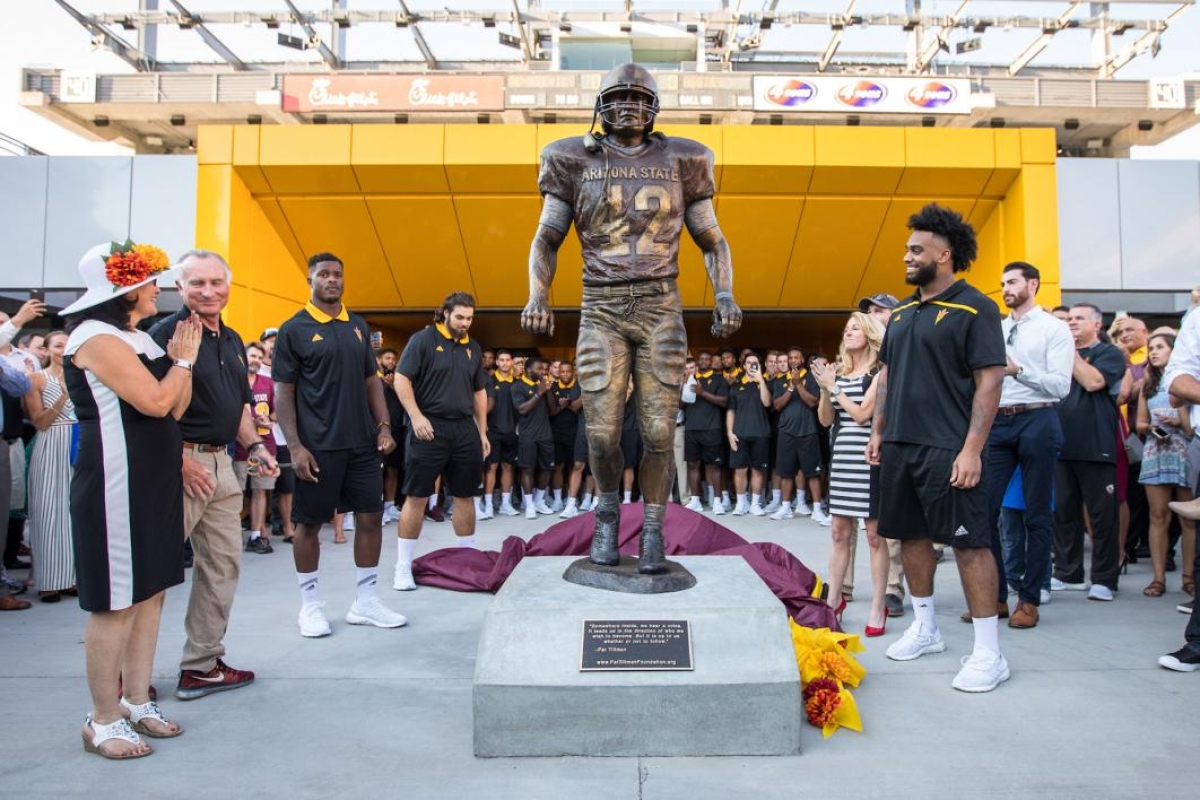 The Pat Tillman statue is revealed