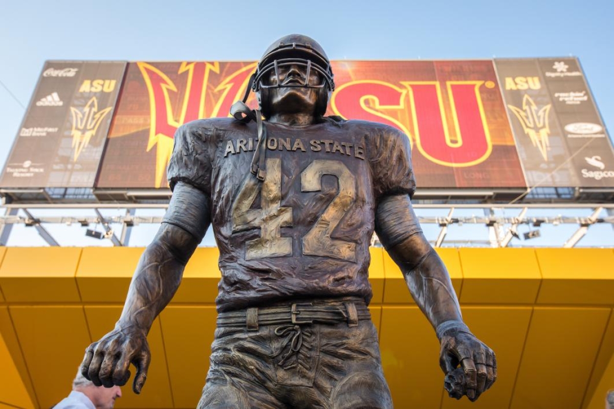 ASU unveils Tillman statue at Sun Devil Stadium