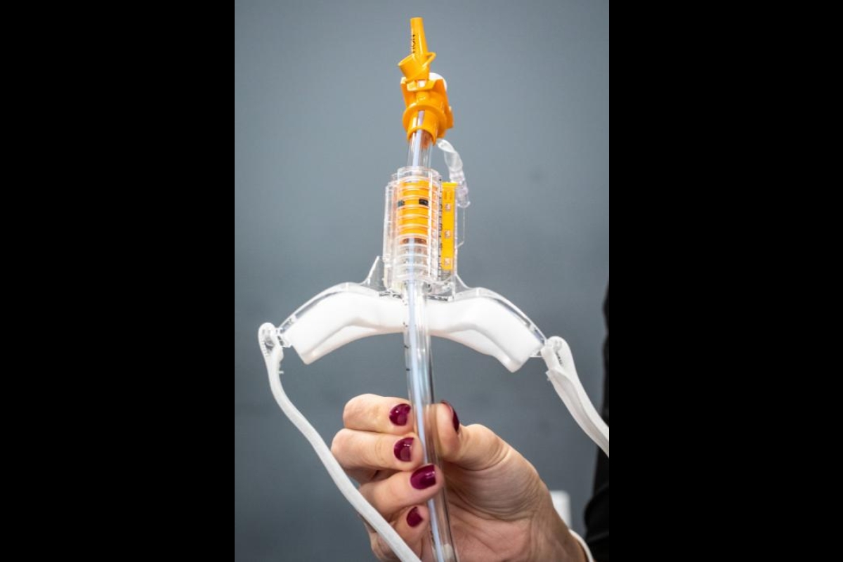 An intubation device