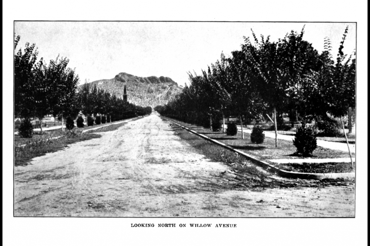 A 1920 photo looking north toward Hayden Butte