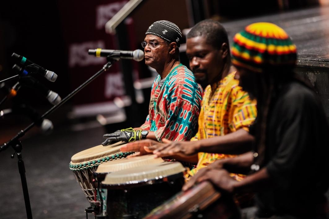 men playing African drums