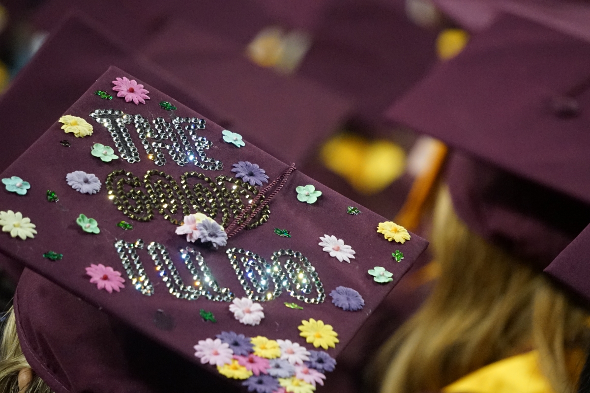 Hundreds of new Watts College alums celebrate during fall ceremony