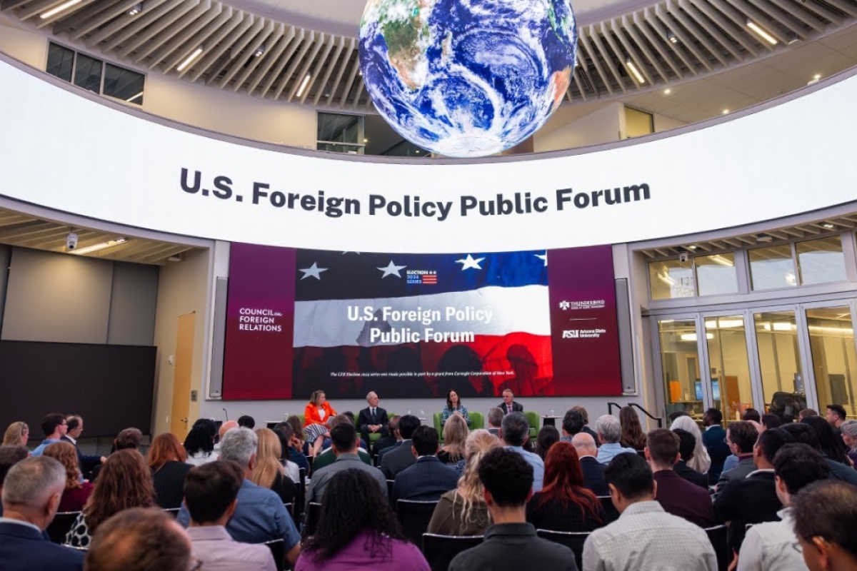 FPI Advisor Doug Guthrie shares the stage with Council on Foreign Relations President, Mike Froman, and Director of Studies Shannon K. O'Neil, at Thunderbird Foreign Policy Public Forum