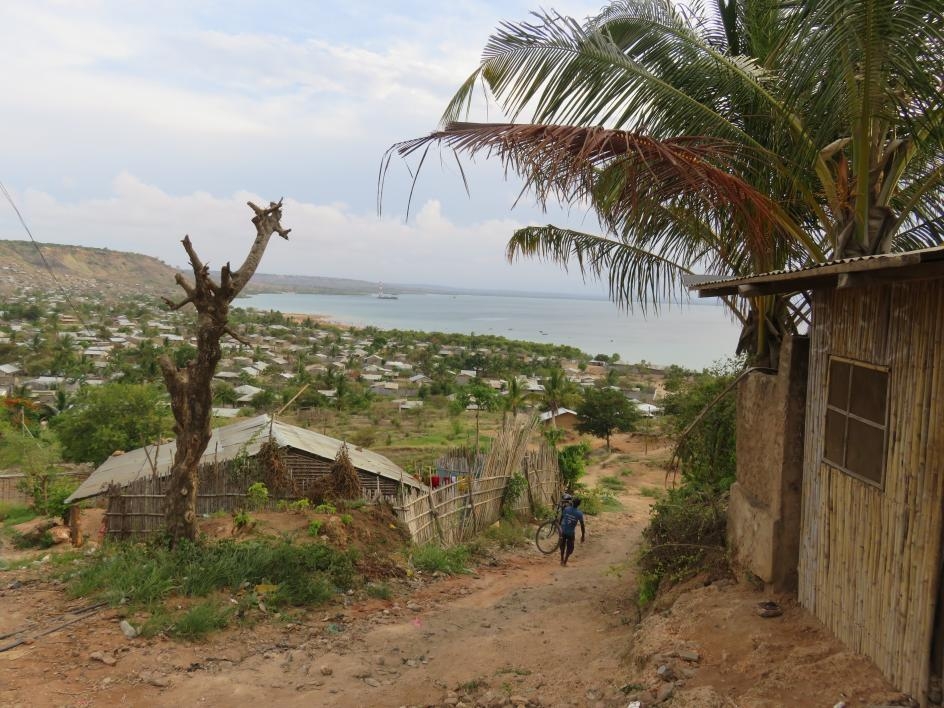 photo of coastal neighborhood in Mozambique
