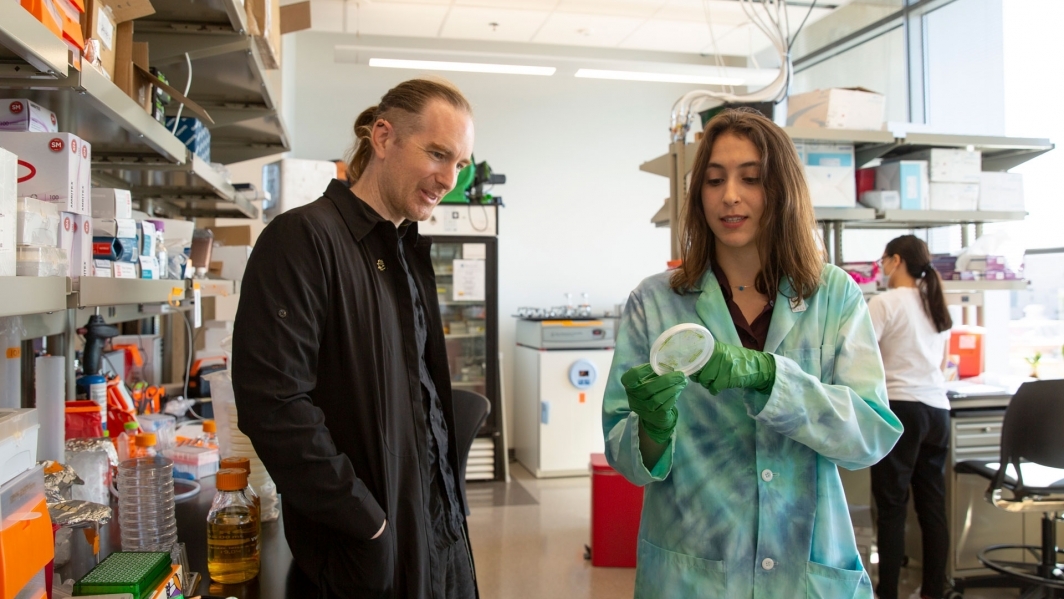 An ASU professor and student work together in a lab.