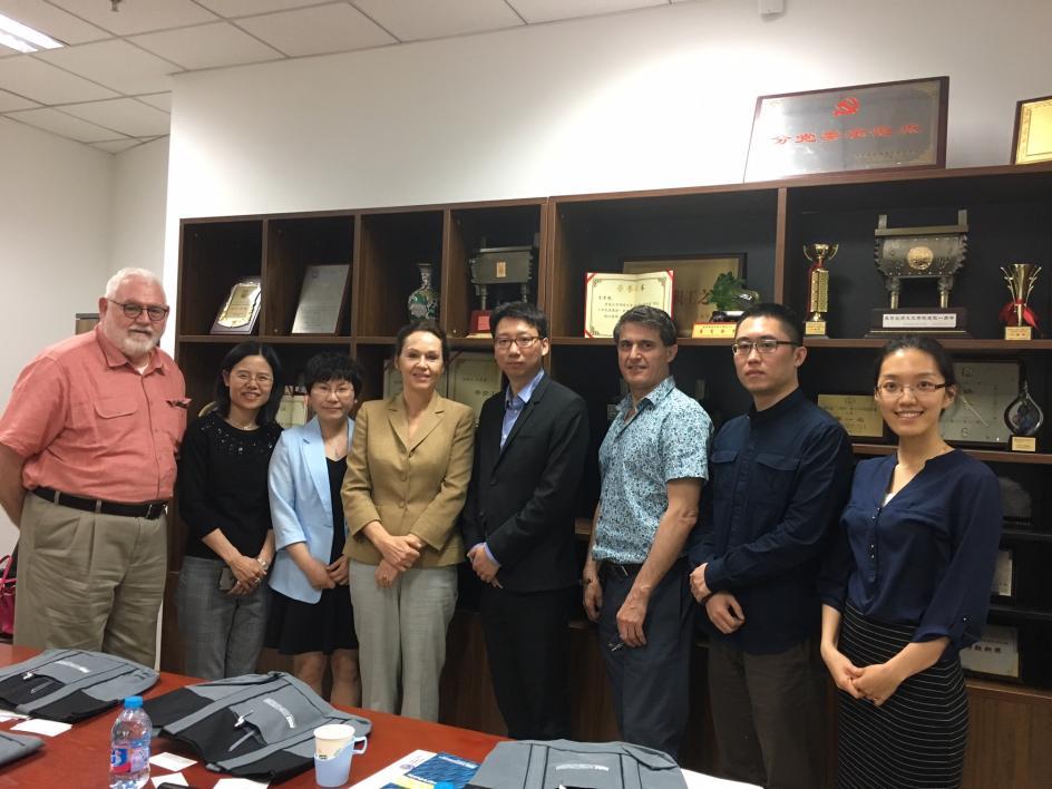 The SILC delegation discusses collaboration at Beijing Normal University