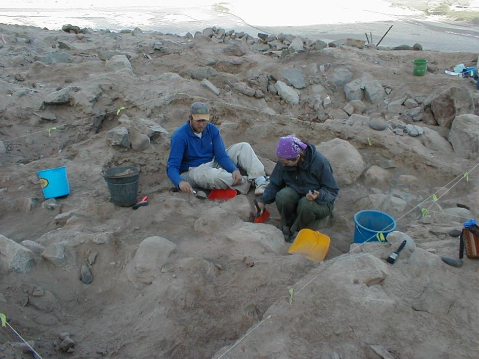 photo of Knudson excavating a site in Peru as a student