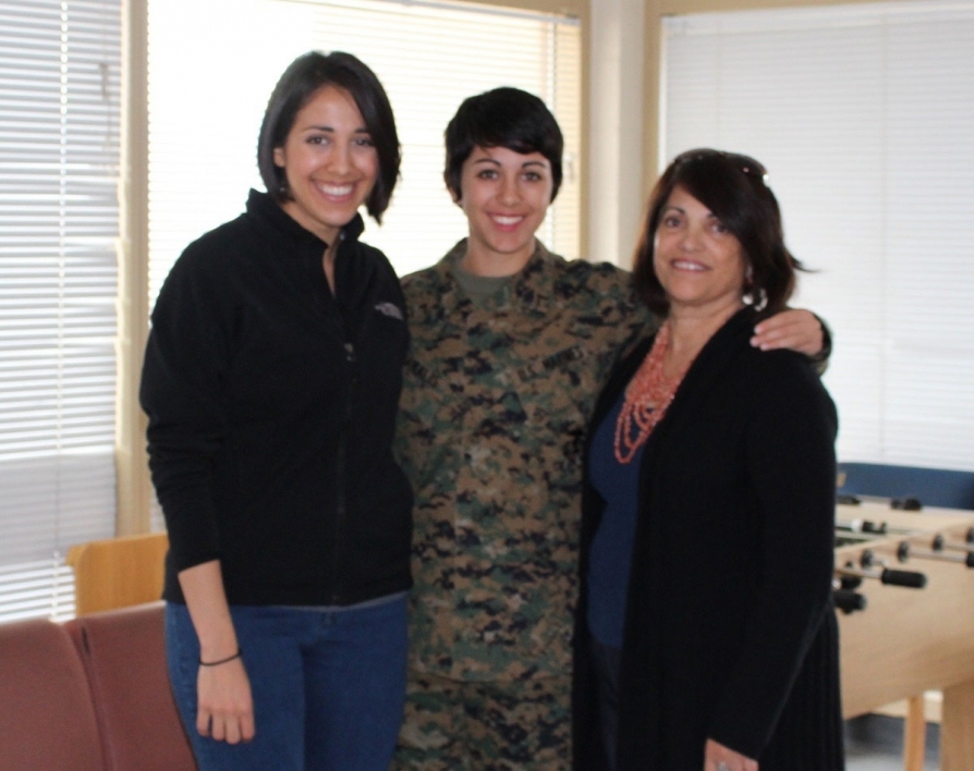 A photo of Nicole Haikalis (center), her sister, Michelle (left), and mom, Susana (right).