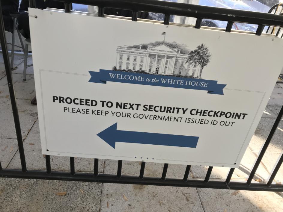 White House security sign