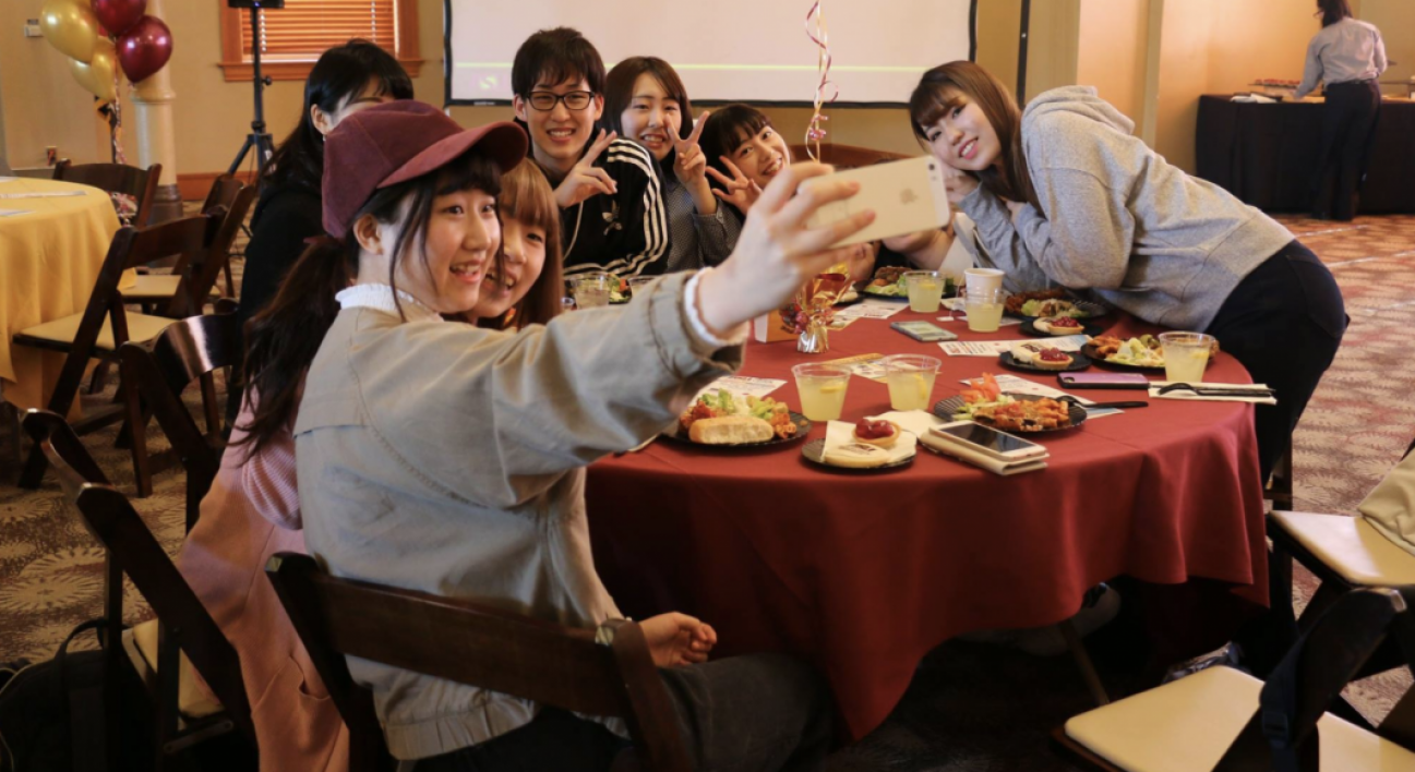 Hiroshima Shudo students at welcome luncheon.