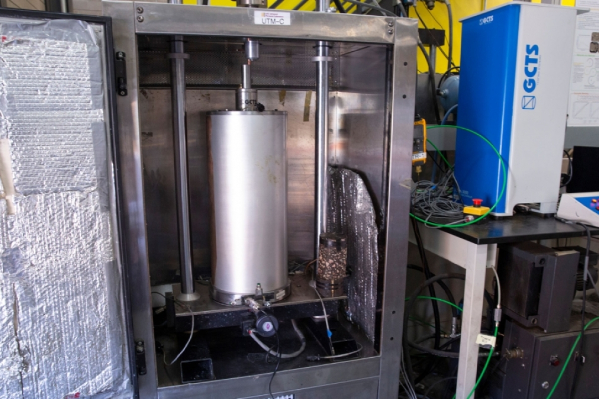 The dynamic triaxial testing system for testing pavement samples developed at ASU.