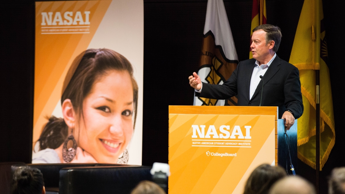 President Crow speaks at the NASAI conference