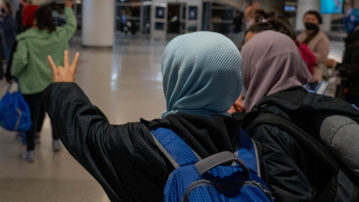 61 young Afghan women arrive to begin new life as Sun Devils | ASU News
