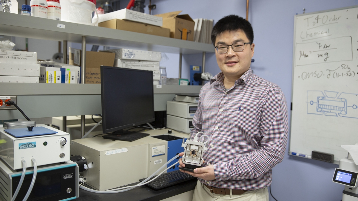 ASU assistant professor of chemical engineering Kailong Jin in a lab