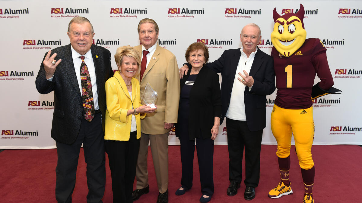 President&#039;s Club supporters pictured with ASU&#039;s mascot Sparky.