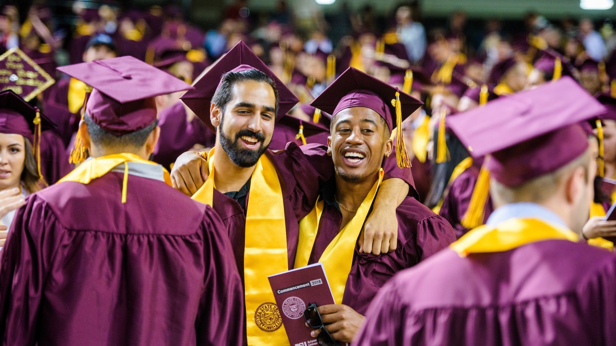 2018 Graduation Gown