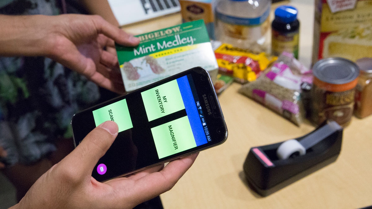 The Low Vision Food Management app was developed by computer engineering doctoral student and IGERT Fellow Bijan Fakhri, and computer science graduate students Jashmi Lagisetty and Elizabeth Lee to help their client manage food inventory.