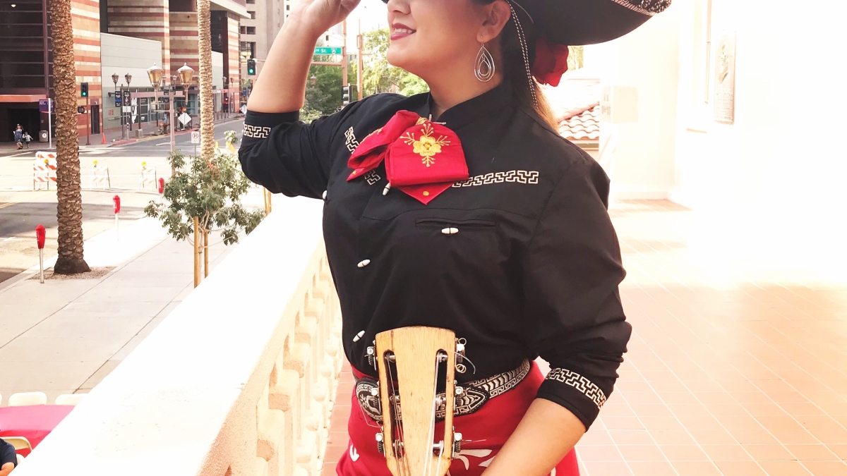 Desiree Figueroa mariachi