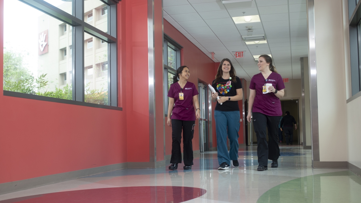 ASU nursing students walk with Phoenix Children’s DEU nurse preceptor