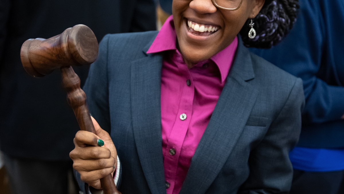 Elaissia Sears, an alumna of The College of Liberal Arts and Sciences' School of Politics and Global Studies, was sworn is as Justice of the Peace for the West Mesa Justice Court this January. 