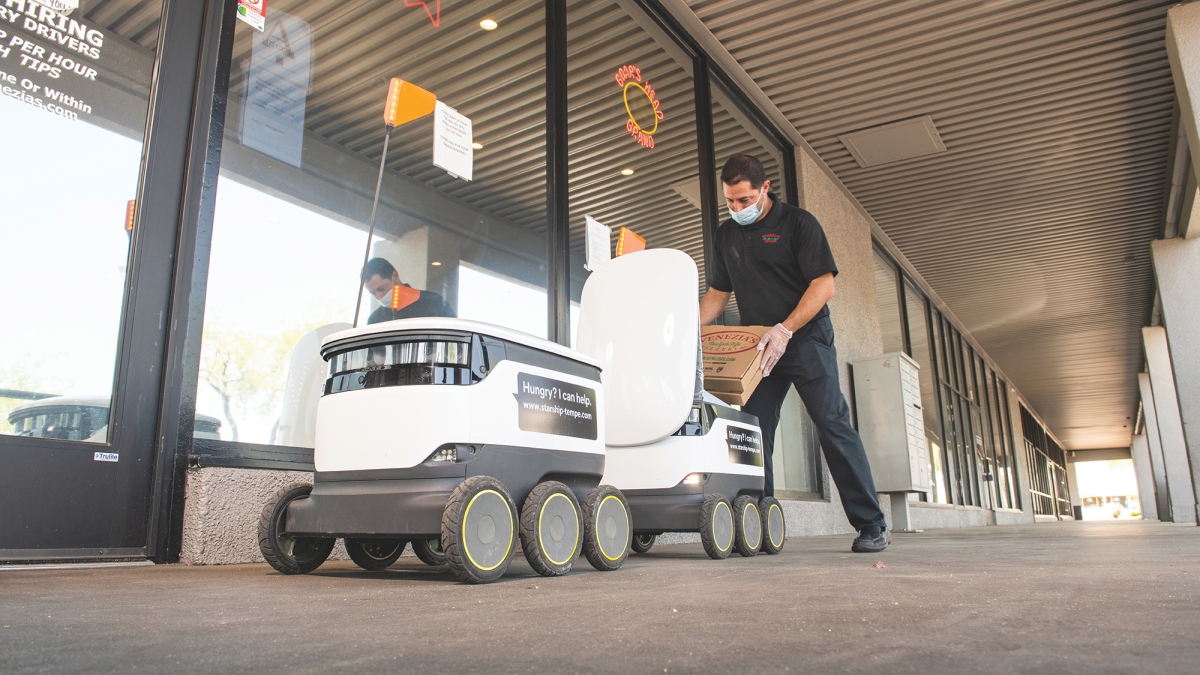 robot deliveries at Venezia's