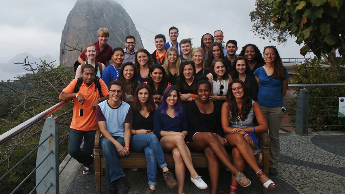 Cronkite sports journalism students at Sugarloaf Mountain in Brazil.