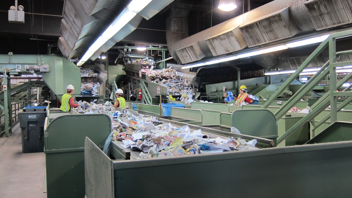 The Phoenix MRF recycled paper collection line will help provide feedstock to RISN Incubator participants.