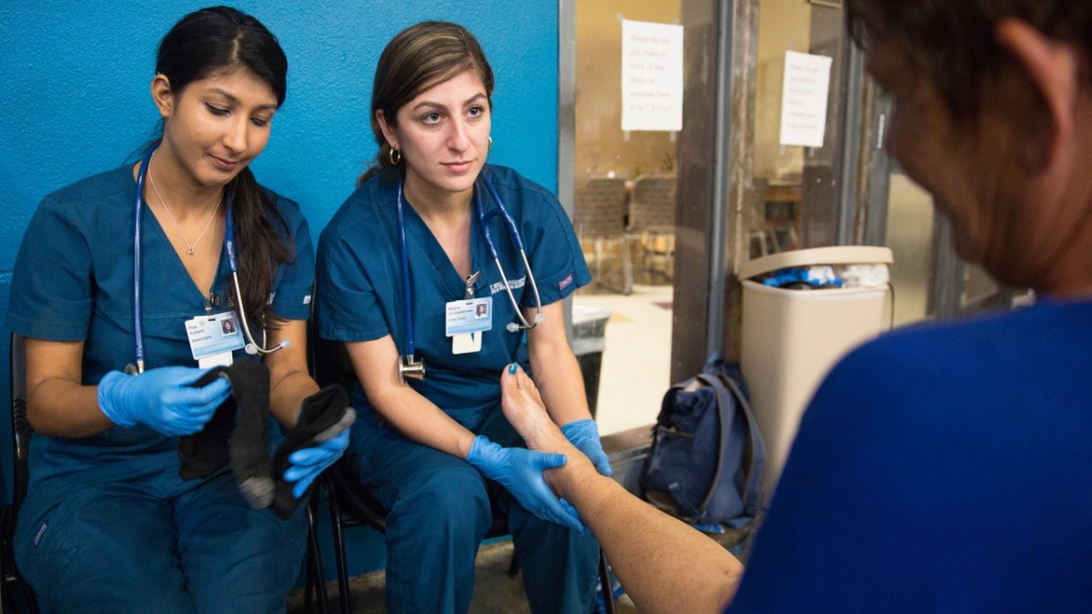 SHOW students with patient