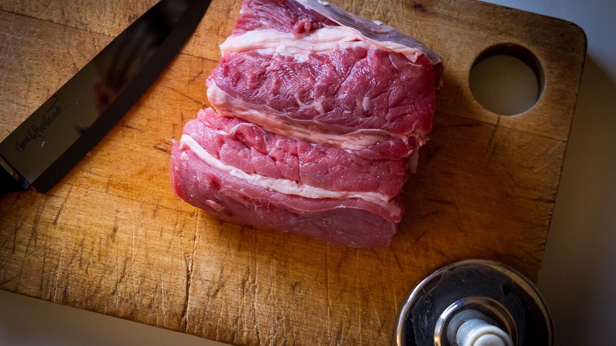 beef on cutting board