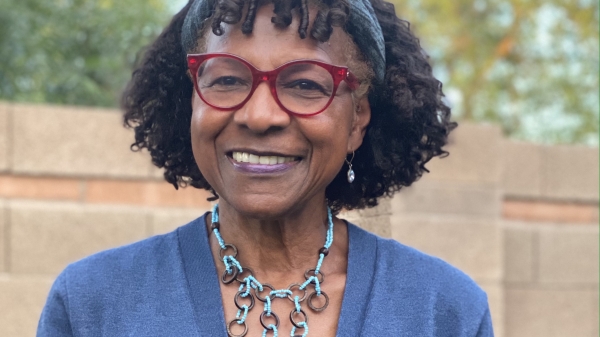 Portrait of ASU Cronkite Associate Professor Sharon Bramlett-Solomon.