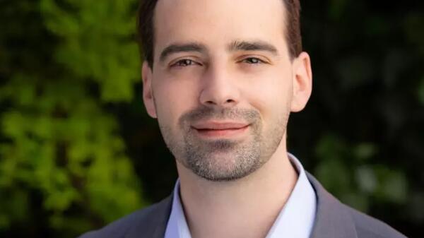 Portrait of McCain Institute Program Manager Pedro Pizano.