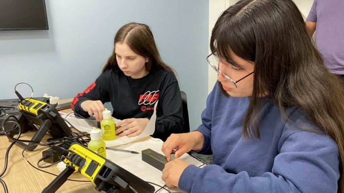 Students in the Los Angeles pilot course use the “wave” machine during their training and certification program offered jointly by ASU and the American Aerospace Technical Academy. Photo courtesy of Kurtis Hohman