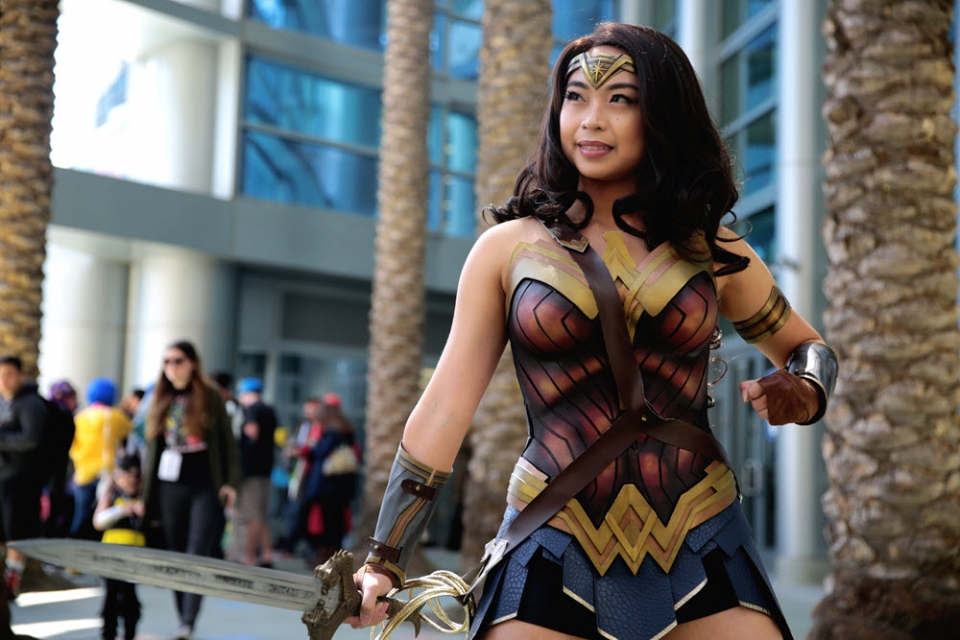 Image of a Wonder Woman cosplayer at the 2018 WonderCon at the Anaheim Convention Center in Anaheim, California. Photo by Gage Skidmore on Flickr. Used under CC 2.0.