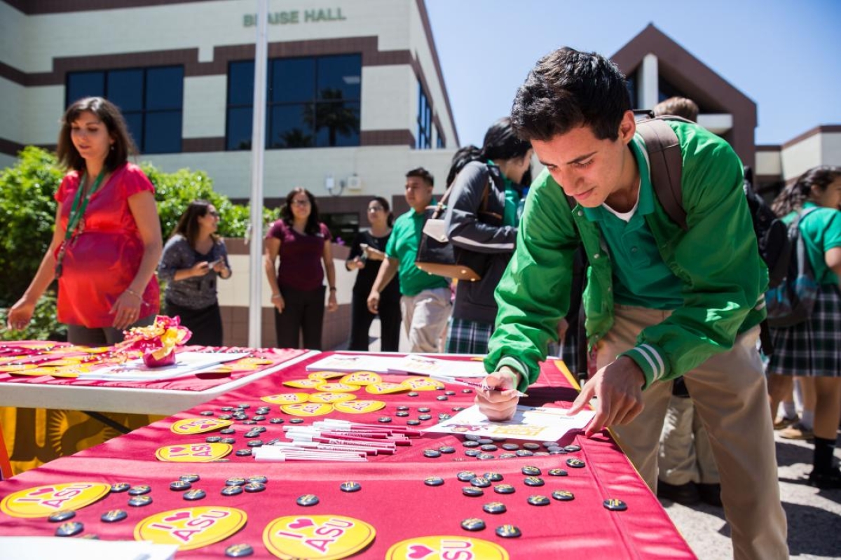 National College Signing Day