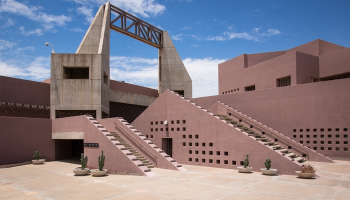 Nelson Fine Arts Center